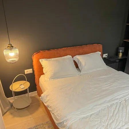 Pipera Warm Apartment Bucharest