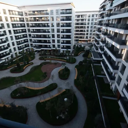 Pipera Warm Apartment Bucharest